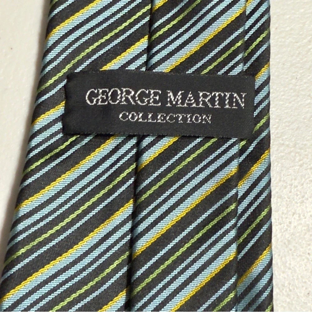 George Martin Blue & Black Striped‎ Tie & Cuff Link Set